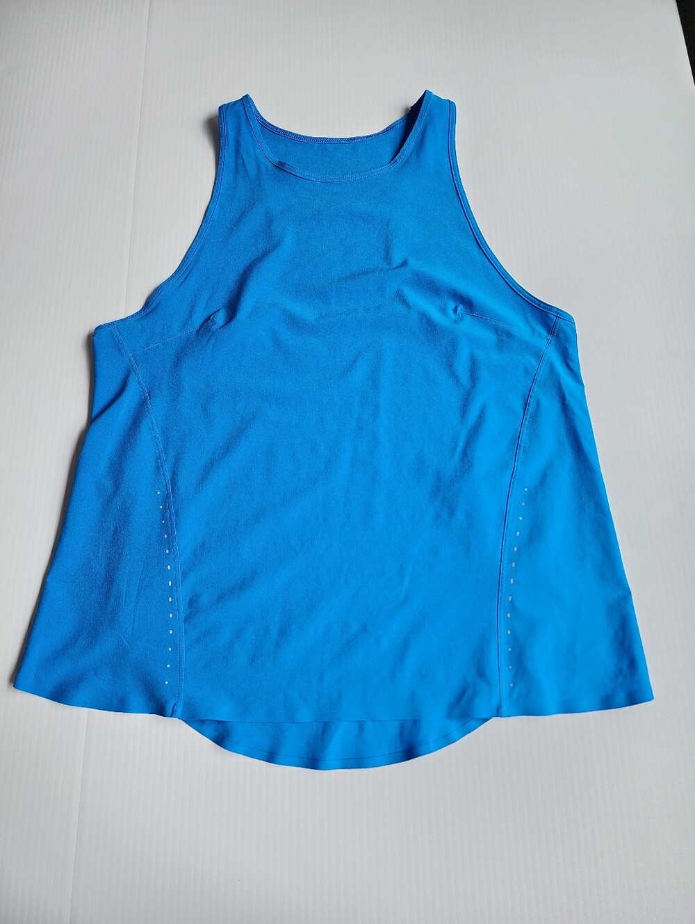 Lululemon Sz 6 Lightweight Stretch Running Tank Top Poolside Blue NWOT